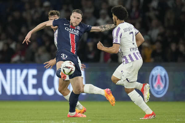 Milan Škriniar v drese francúzskeho PSG.